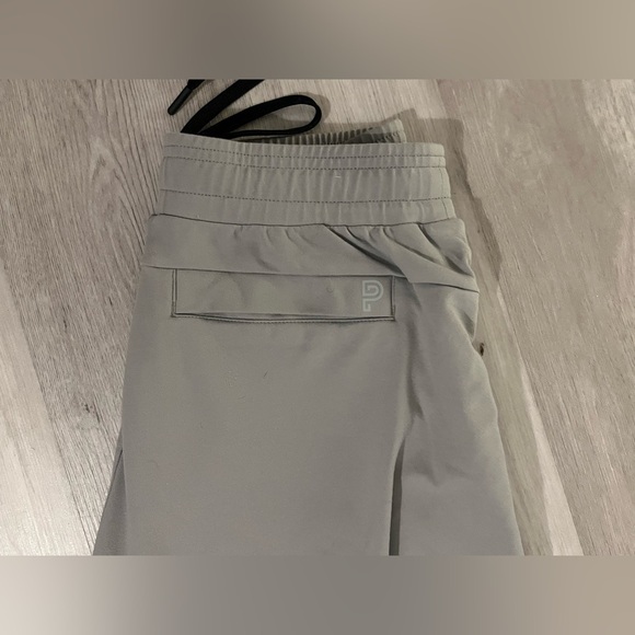 Public Rec Weekend Shorts - Picture 8 of 9